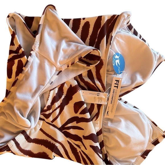 Zebra Print Swimsuit - Picture 5 of 6